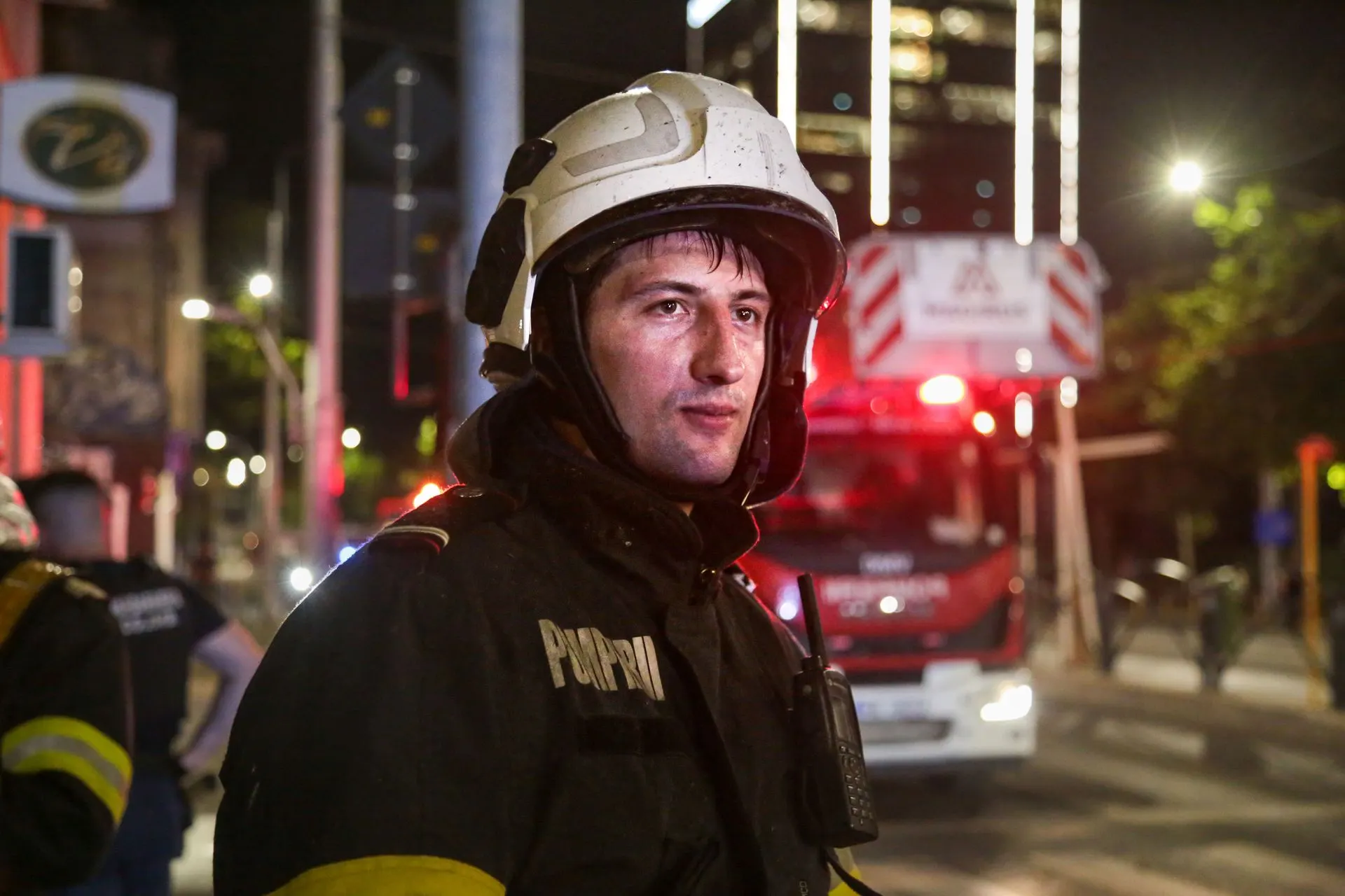Popești-Leordeni: incendiu la fabrică pe Drumul Fermei, fără victime